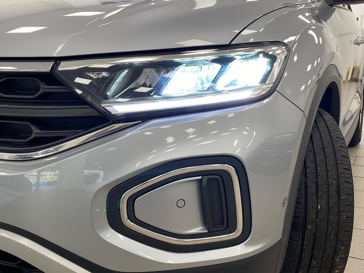 Used Volkswagen T-Roc 2022 for sale - 76897123: Photo 34