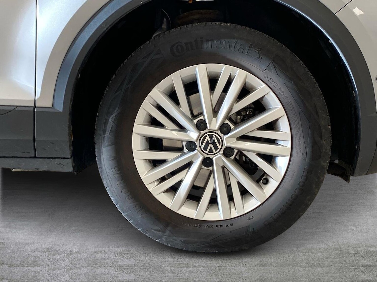 Used Volkswagen T-Roc 2022 for sale - 76897123: Photo 6