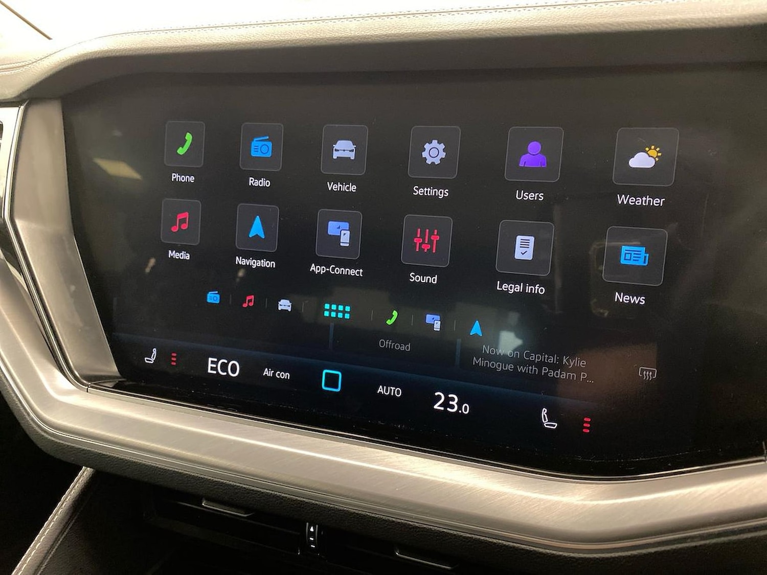 Used Volkswagen Touareg 2024 for sale - 76492357: Photo 11