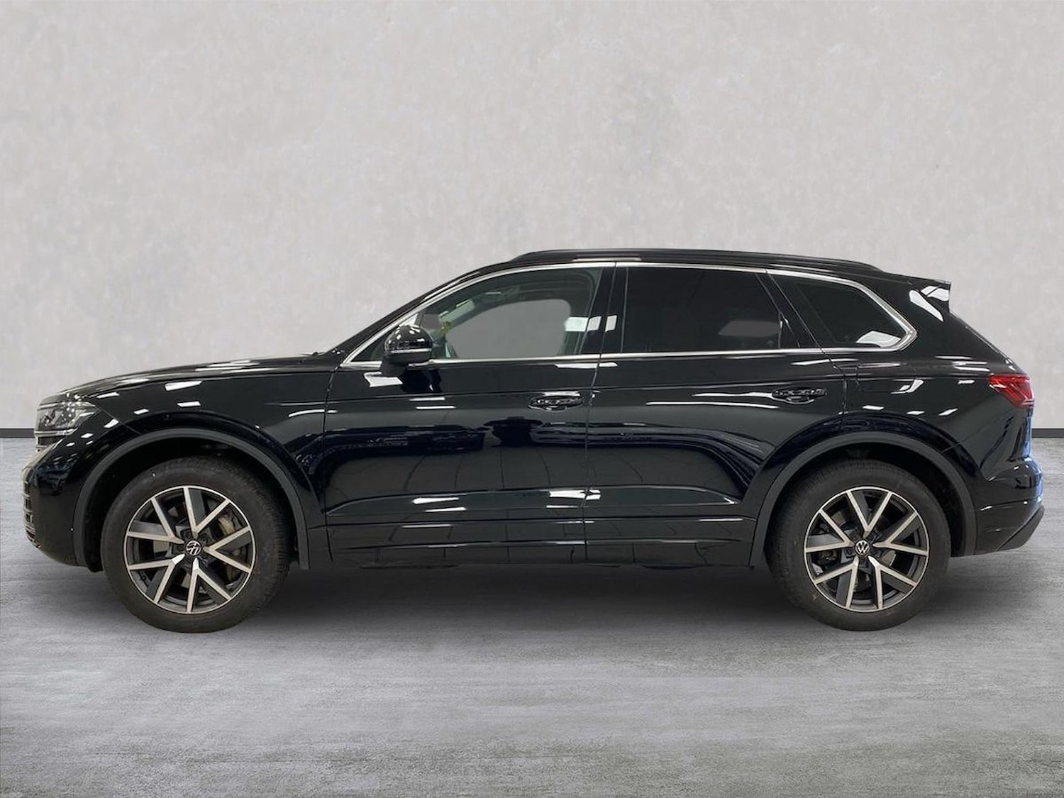 Used Volkswagen Touareg 2024 for sale - 76492357: Photo 19