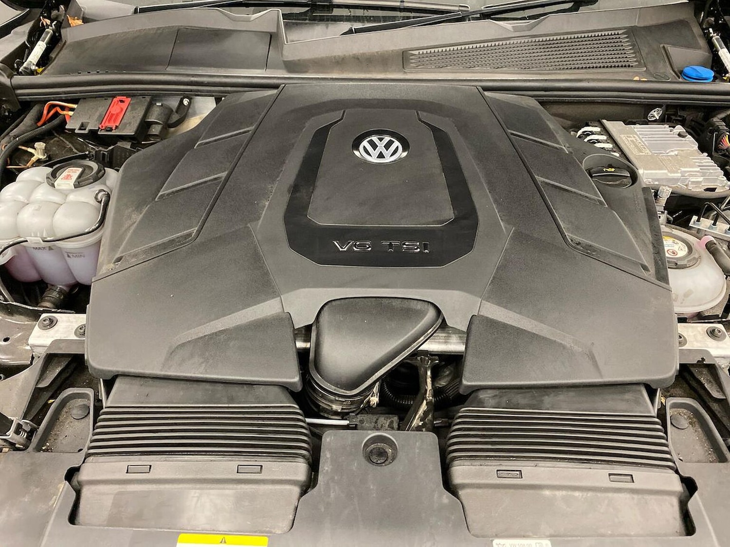 Used Volkswagen Touareg 2024 for sale - 76492357: Photo 39