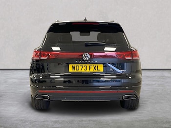 Used Volkswagen Touareg 2024 for sale - 76492357: Photo