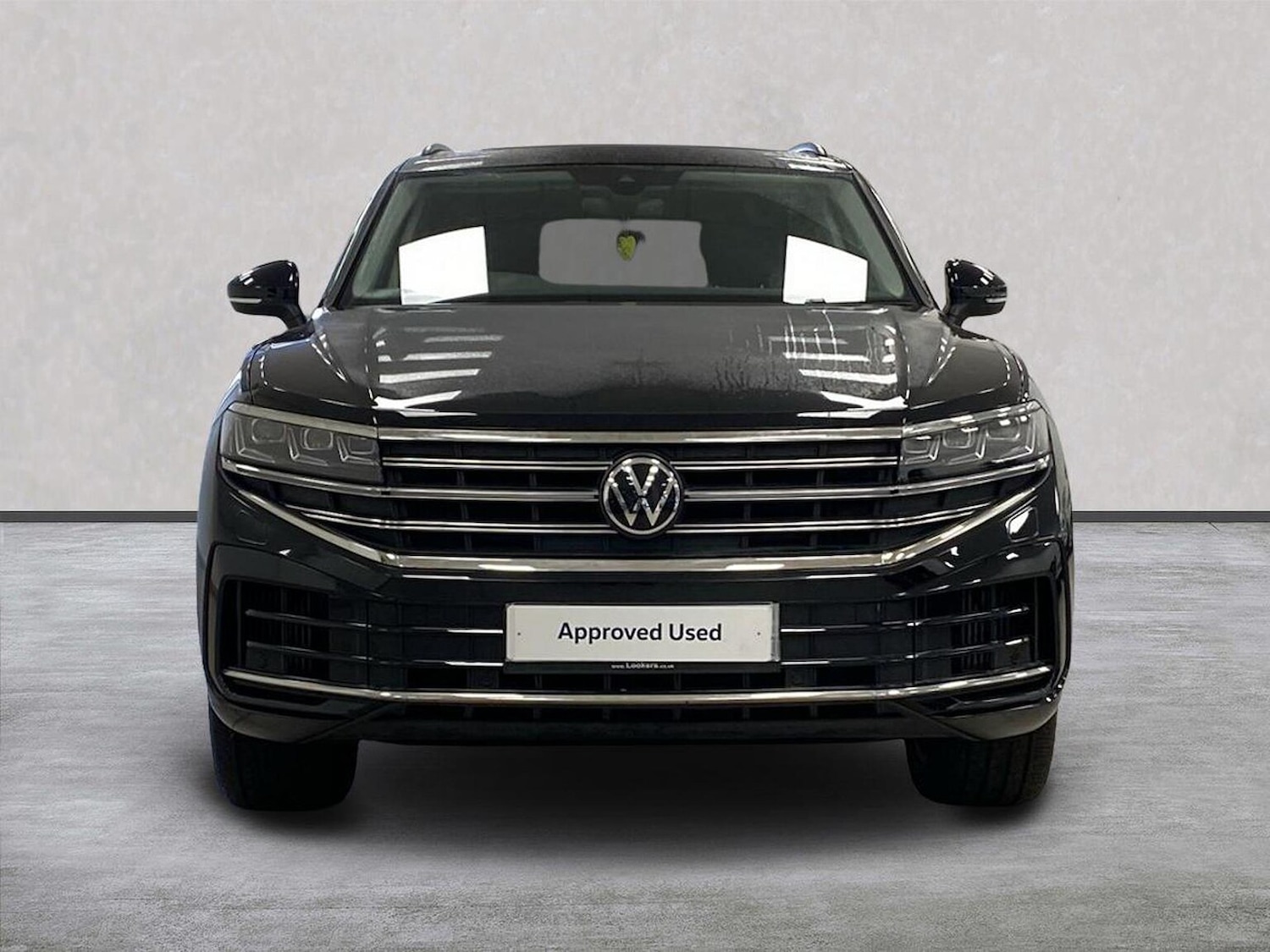 Used Volkswagen Touareg 2024 for sale - 76492357: Photo 5
