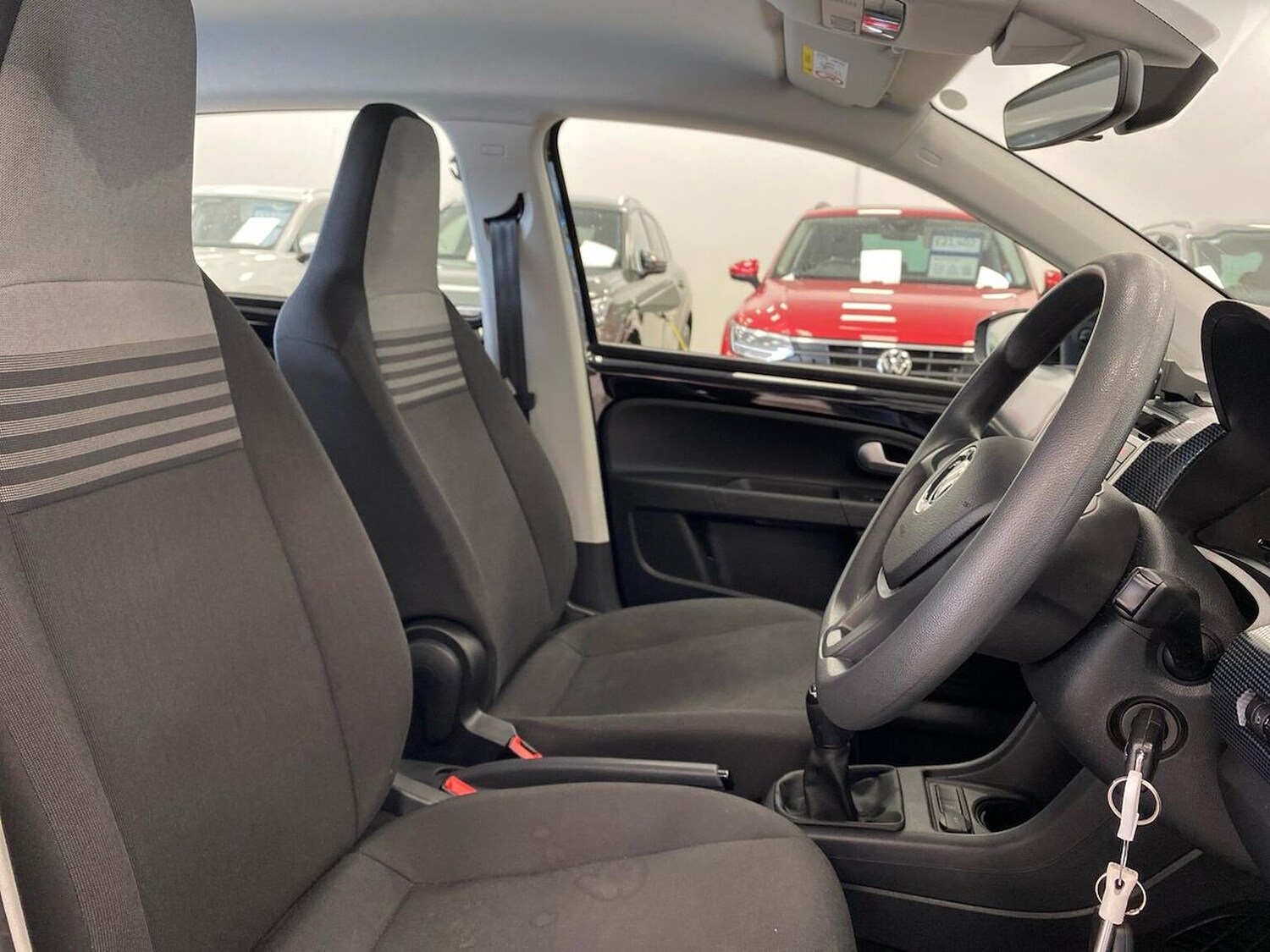 Used Volkswagen up! 2022 for sale - 78194447: Photo 31