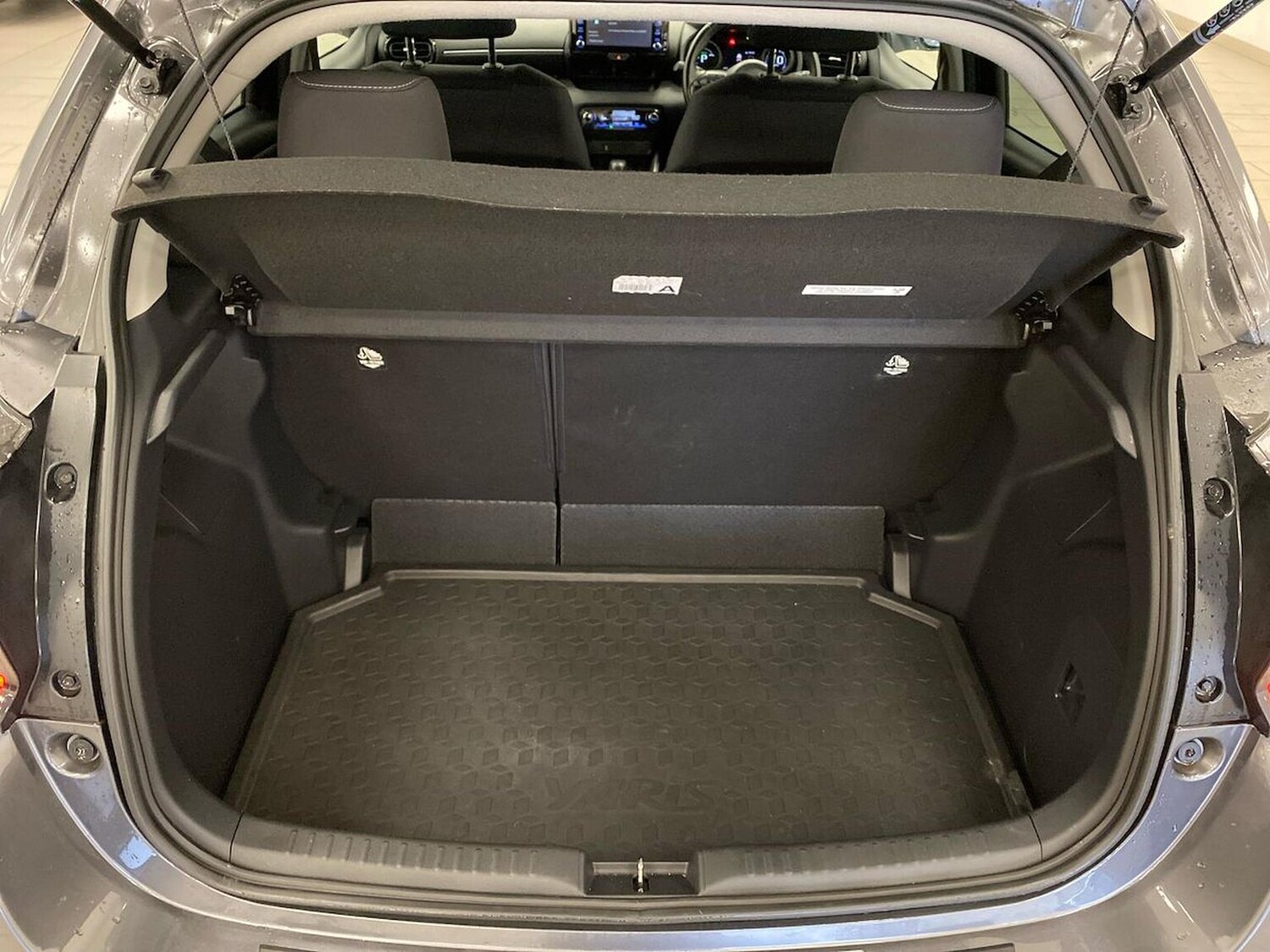 Used Toyota Yaris 2022 for sale - 77872117: Photo 17