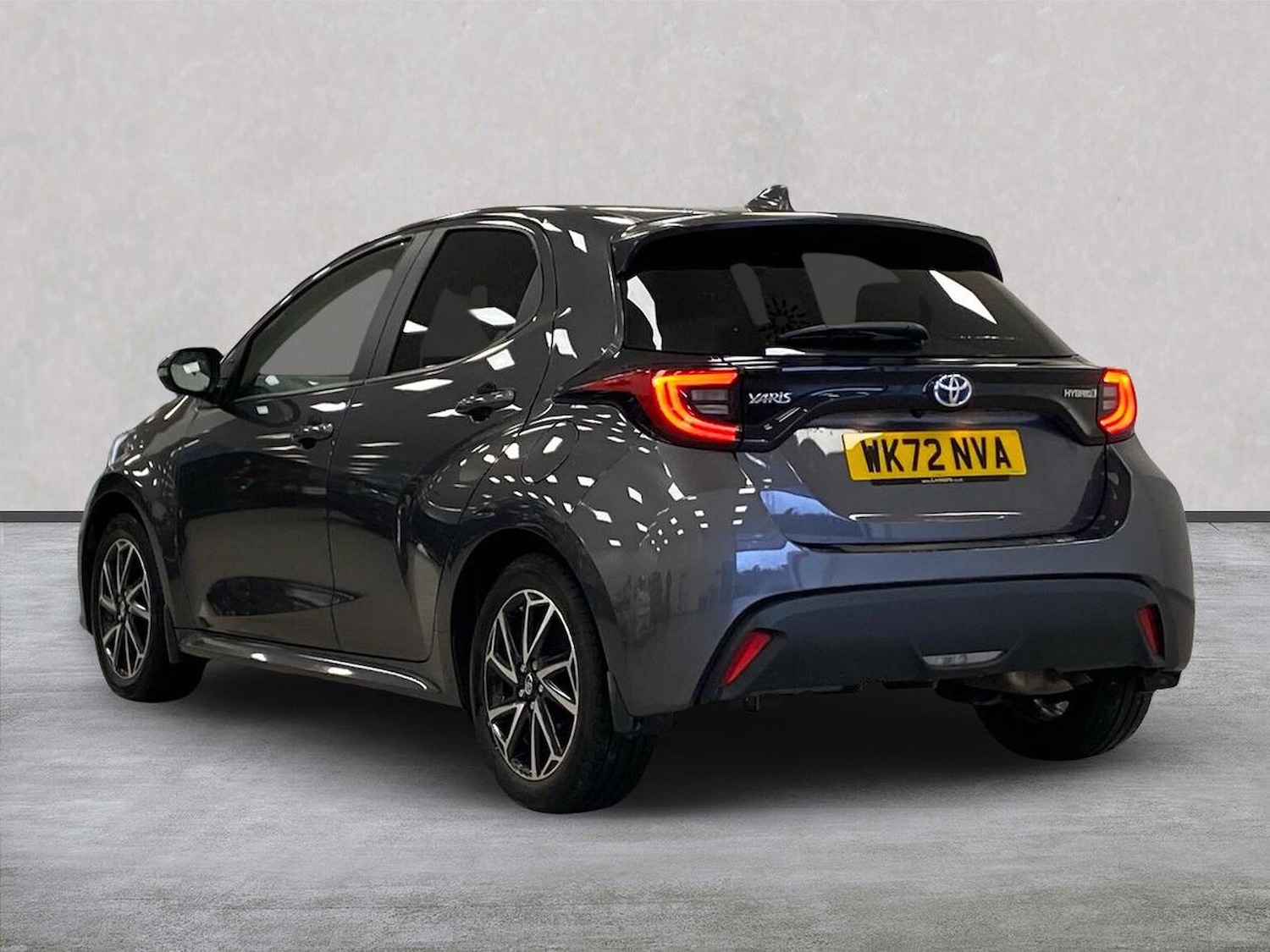 Used Toyota Yaris 2022 for sale - 77872117: Photo 2