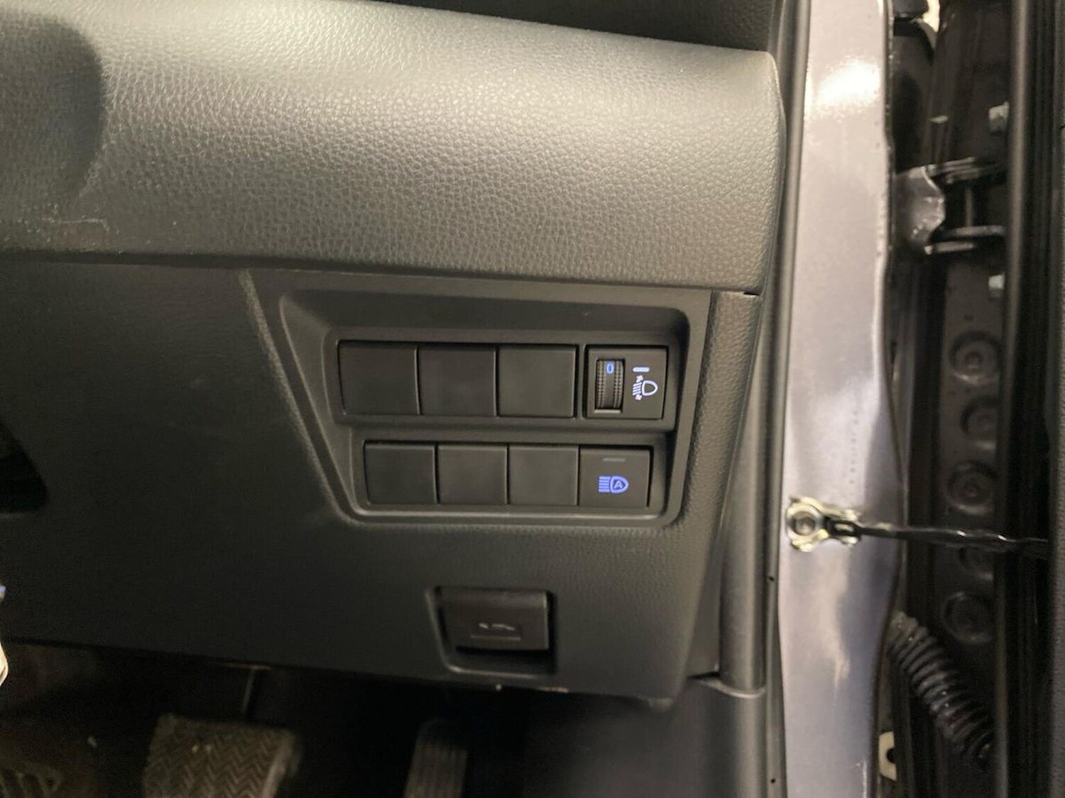 Used Toyota Yaris 2022 for sale - 77872117: Photo 22