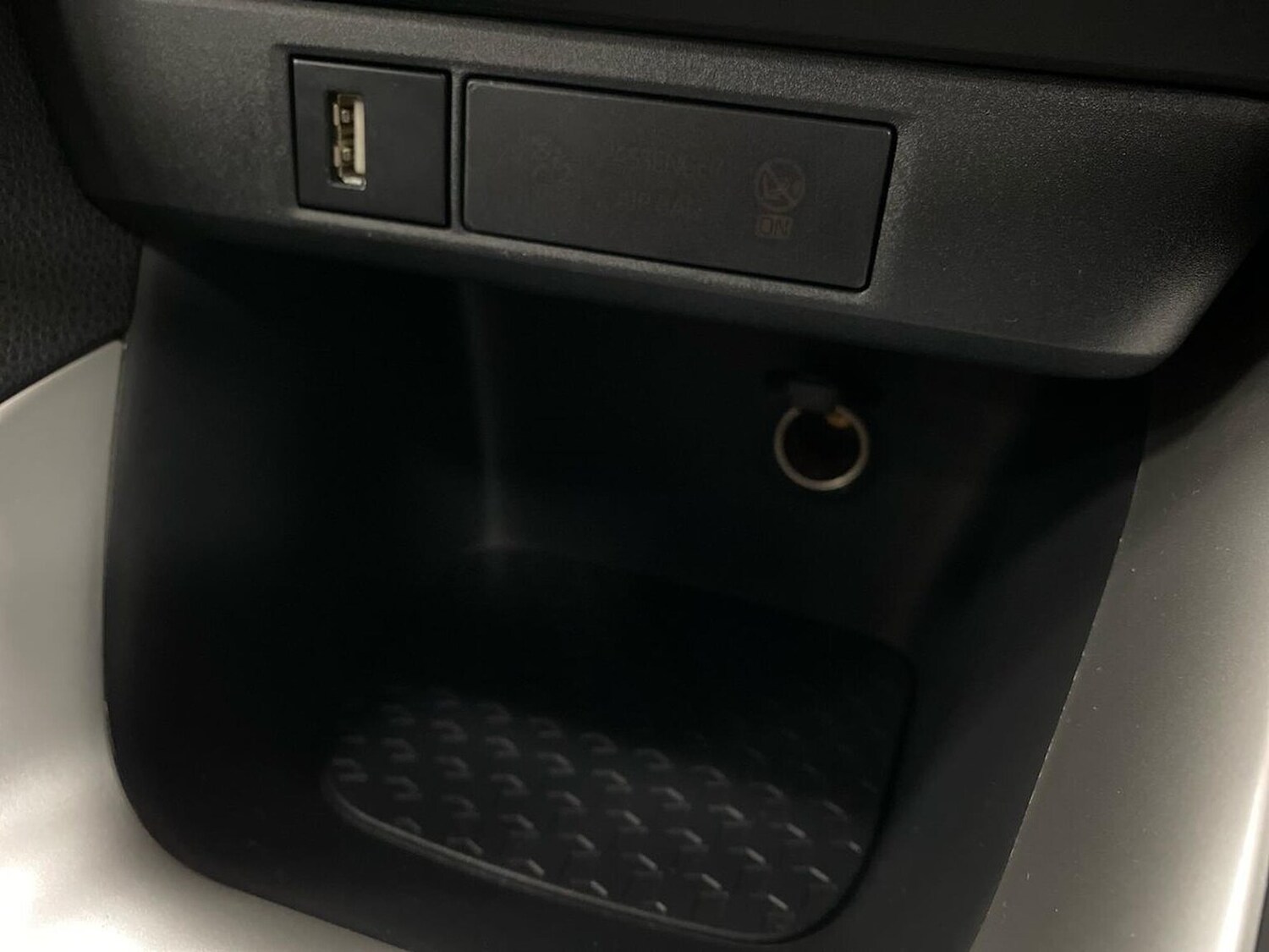 Used Toyota Yaris 2022 for sale - 77872117: Photo 29