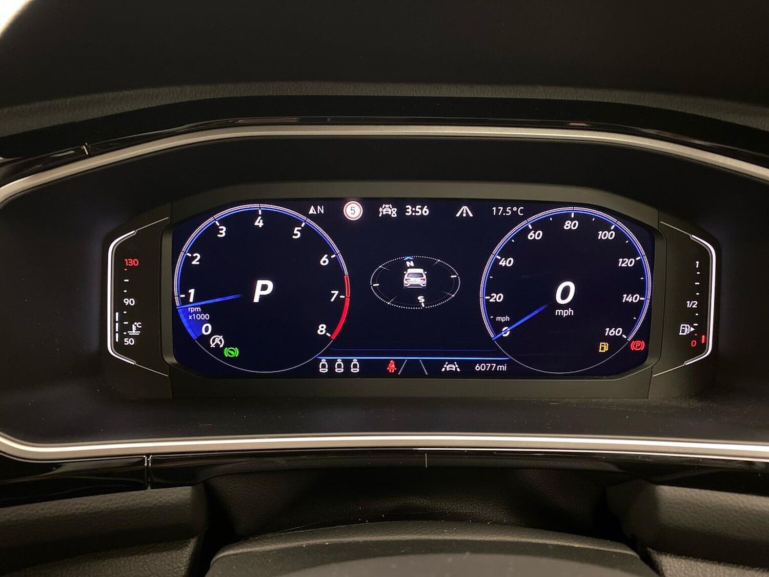 Used Volkswagen T-Roc 2025 for sale - 76313861: Photo 10