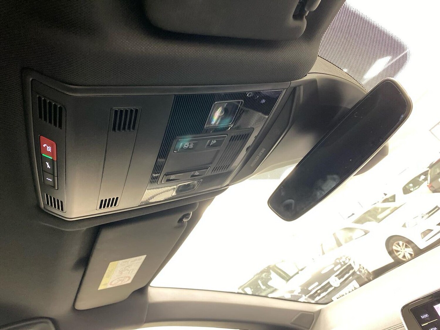 Used Volkswagen T-Roc 2025 for sale - 76313861: Photo 14