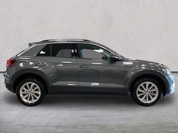 Used Volkswagen T-Roc 2025 for sale - 77487518: Photo
