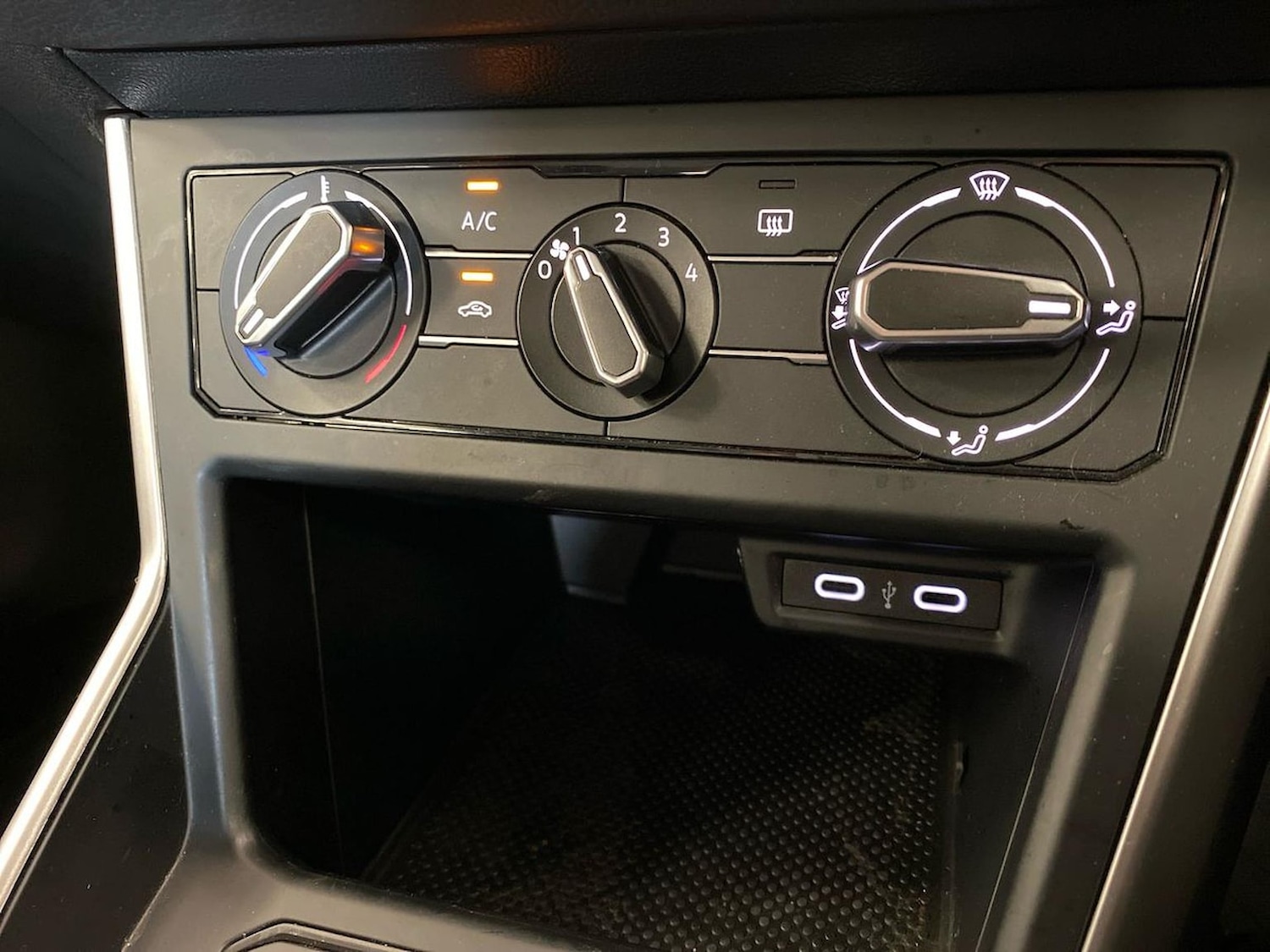 Used Volkswagen Polo 2022 for sale - 76492395: Photo 12