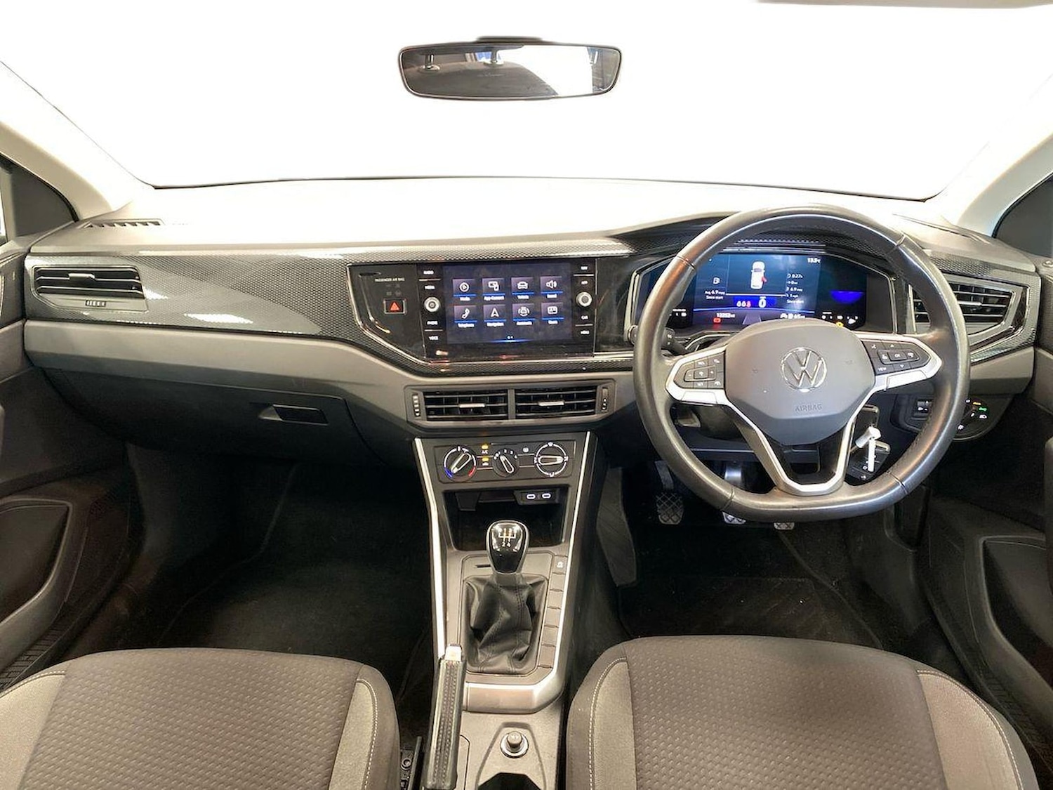 Used Volkswagen Polo 2022 for sale - 76492395: Photo 8