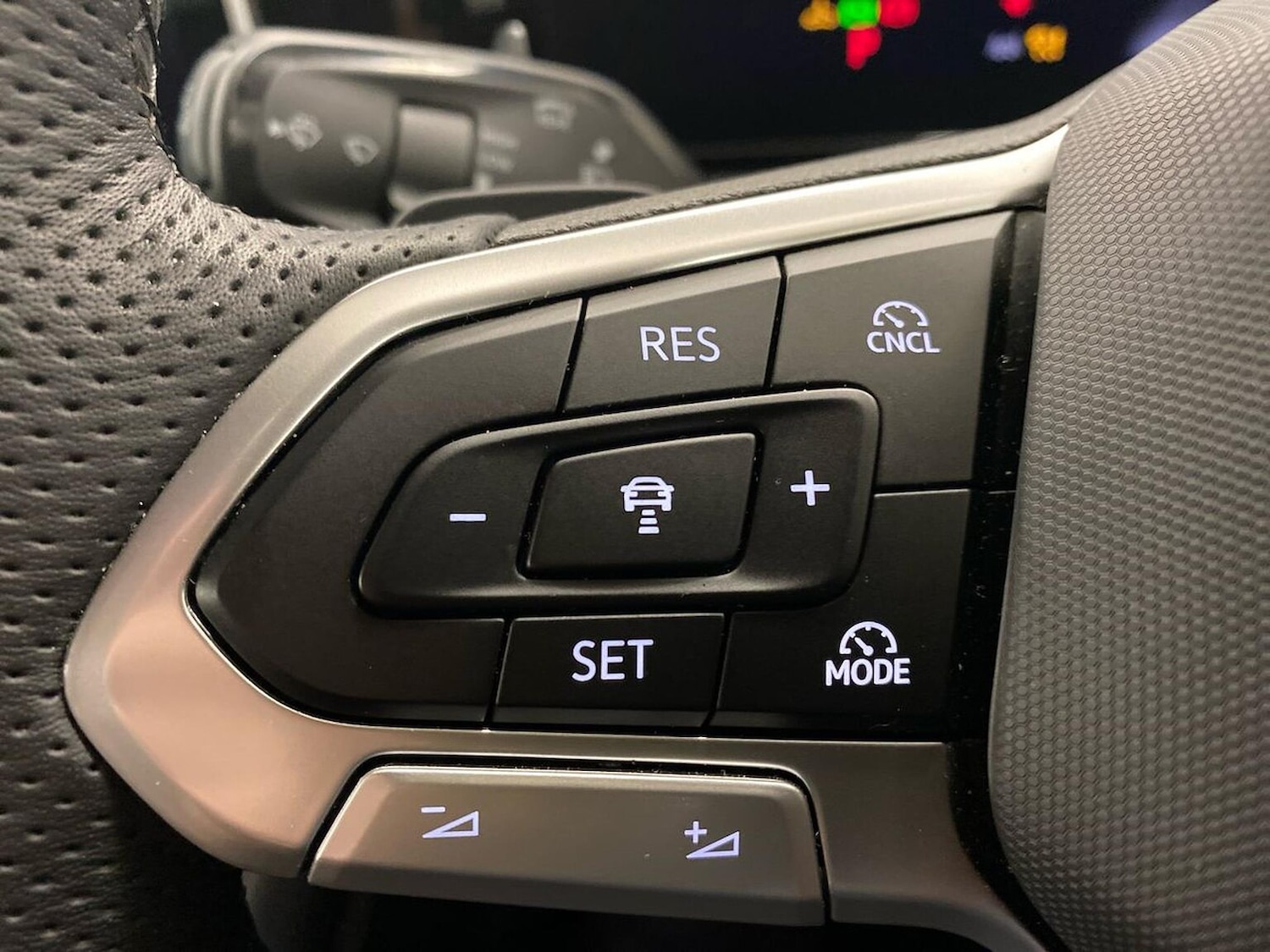 Used Volkswagen Tiguan 2025 for sale - 77803454: Photo 27