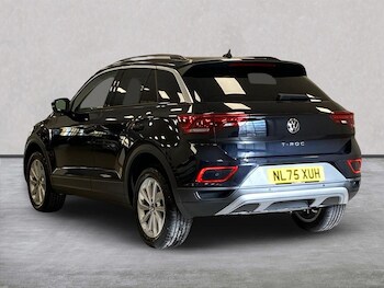 Used Volkswagen T-Roc 2025 for sale - 76536640: Photo