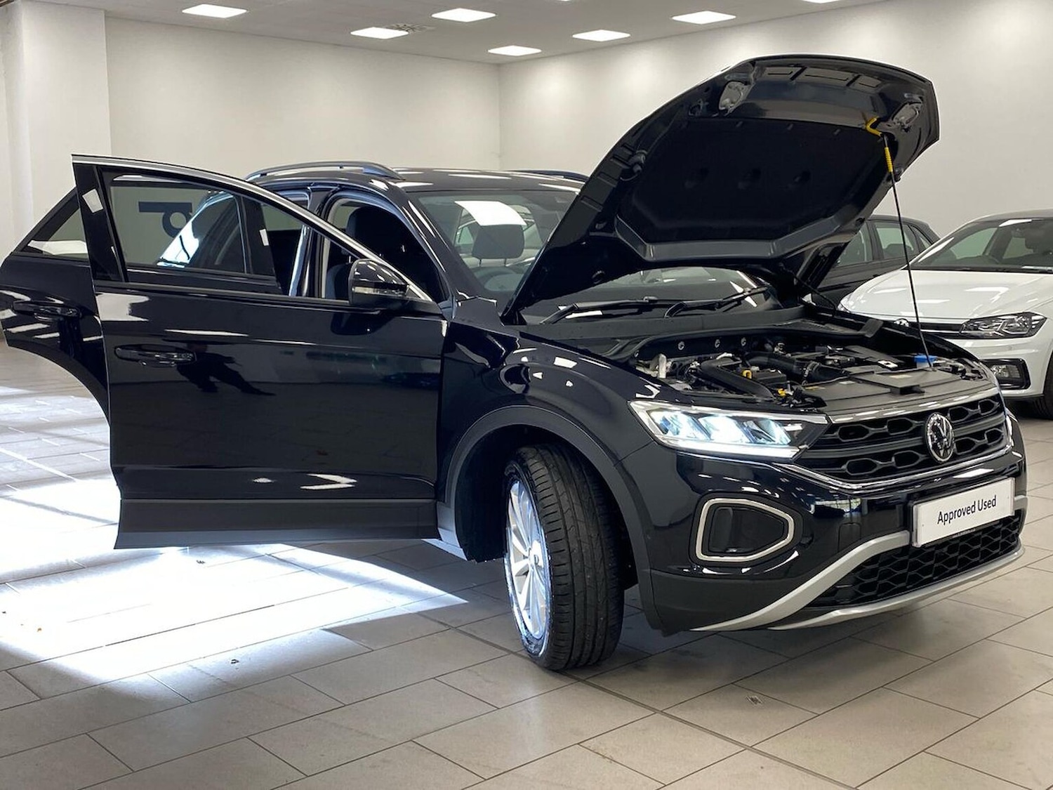 Used Volkswagen T-Roc 2025 for sale - 76536640: Photo 40