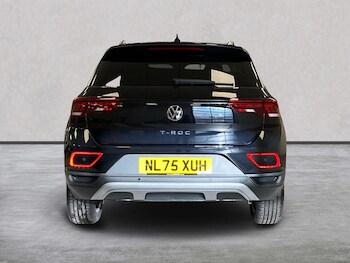 Used Volkswagen T-Roc 2025 for sale - 76536640: Photo