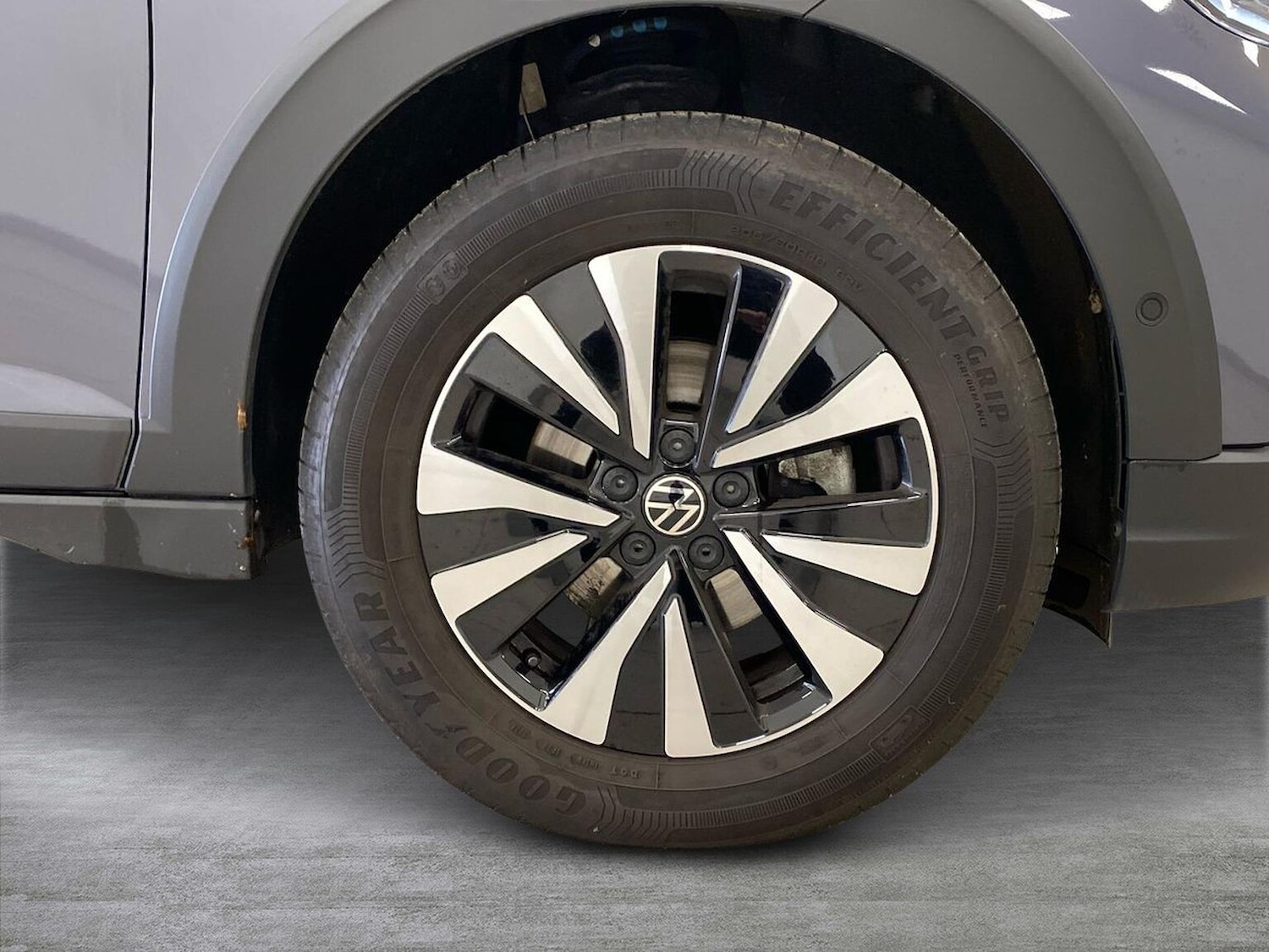 Used Volkswagen Taigo 2024 for sale - 76982900: Photo 6