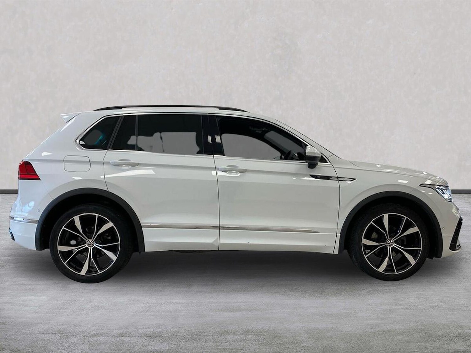 Used Volkswagen Tiguan 2022 for sale - 77003665: Photo 3