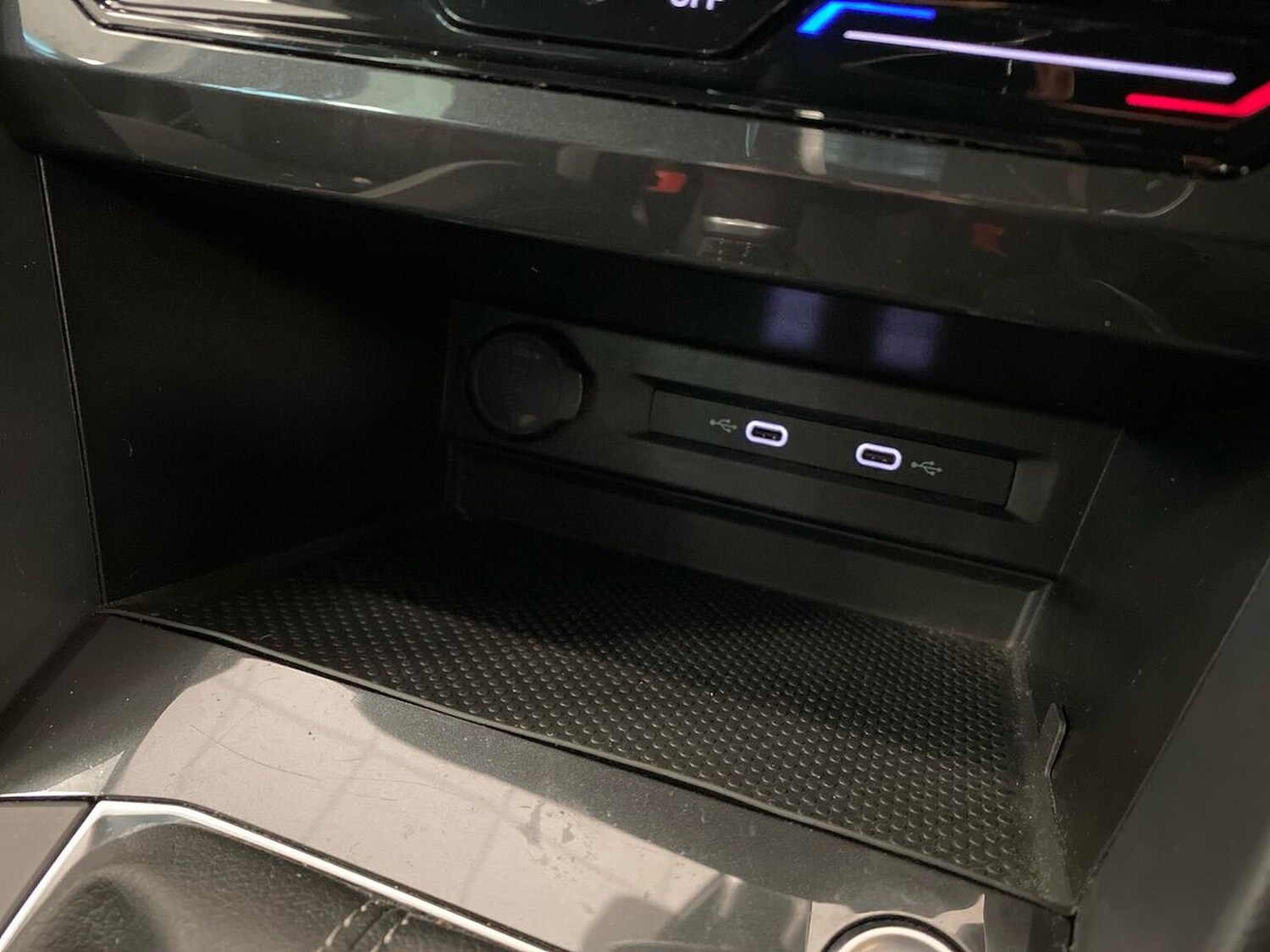 Used Volkswagen Tiguan 2022 for sale - 77003665: Photo 30