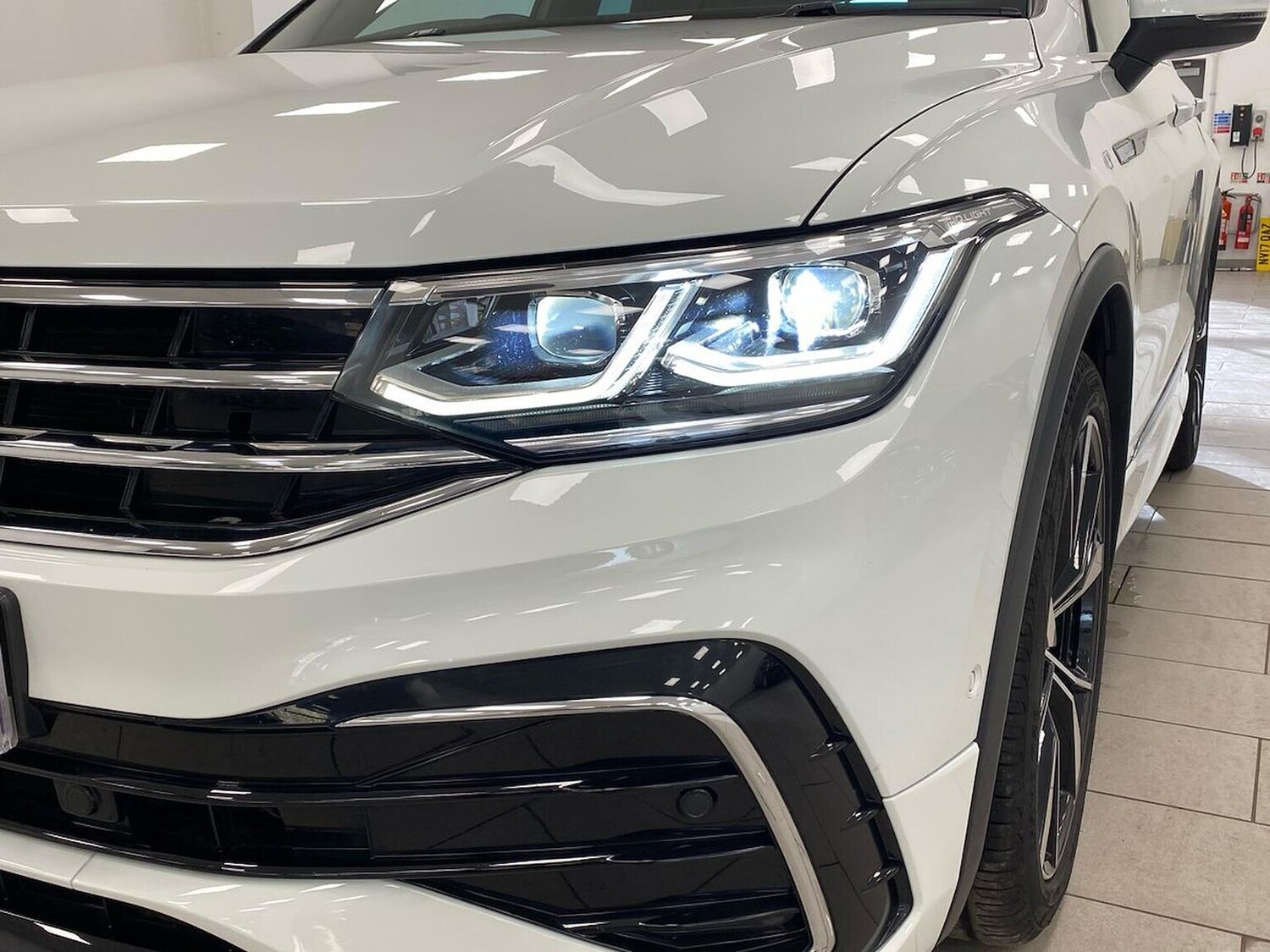 Used Volkswagen Tiguan 2022 for sale - 77003665: Photo 36