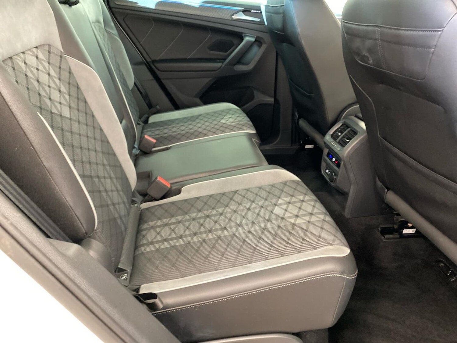 Used Volkswagen Tiguan 2022 for sale - 77003665: Photo 39