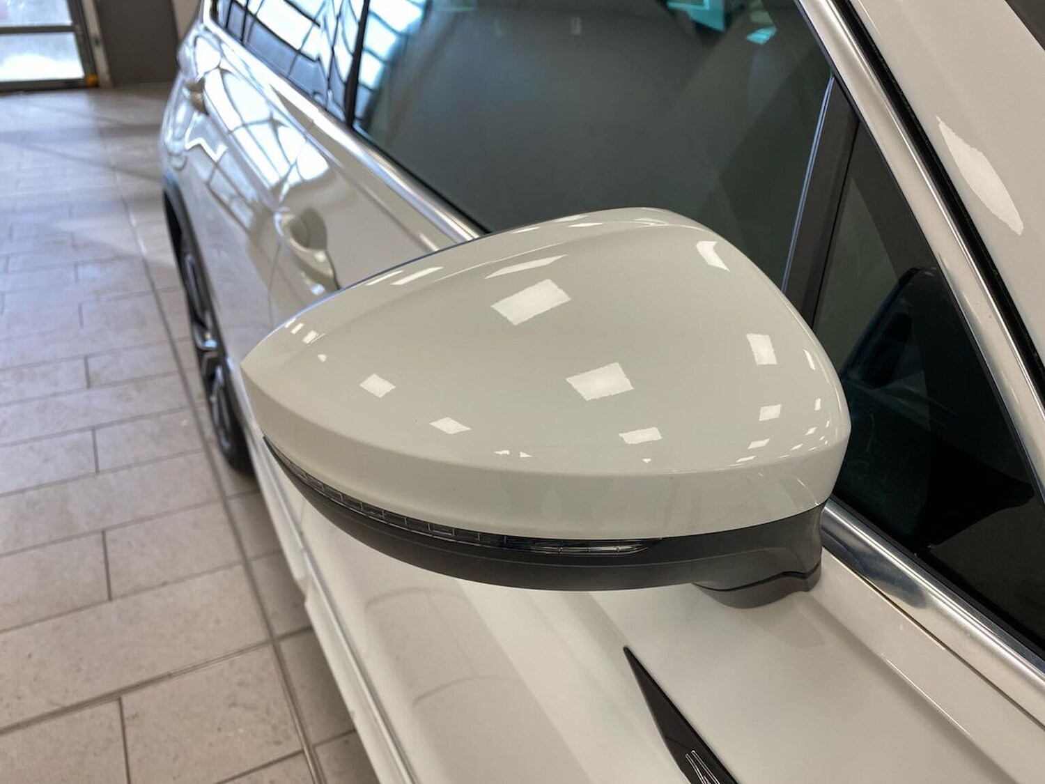 Used Volkswagen Tiguan 2022 for sale - 77003665: Photo 40