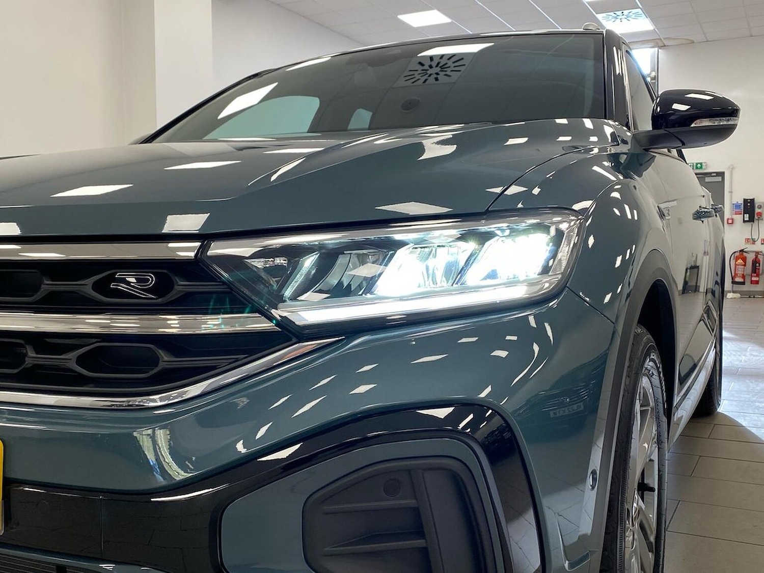 Used Volkswagen T-Roc 2025 for sale - 76637811: Photo 34