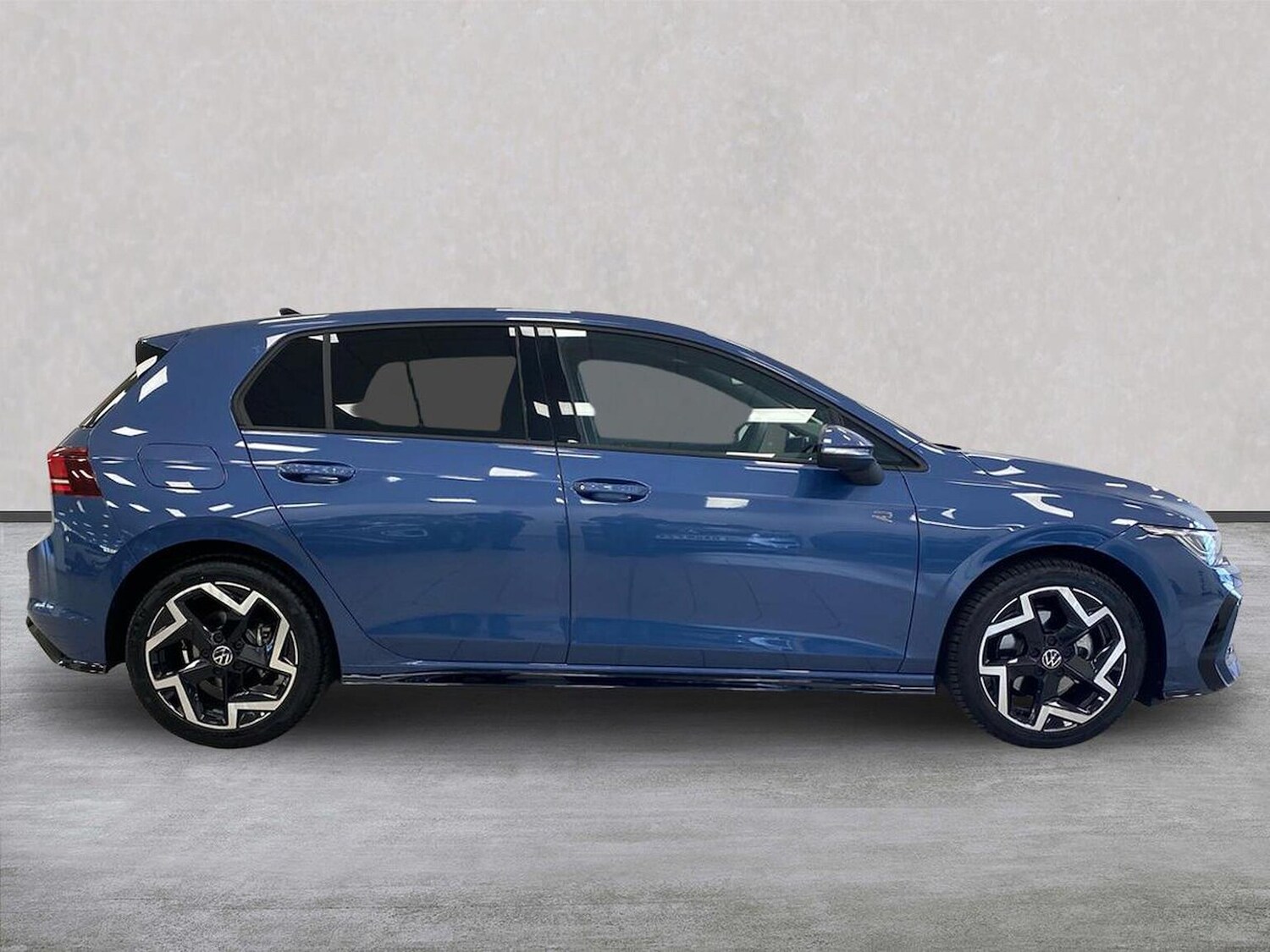 Used Volkswagen Golf 2025 for sale - 76403471: Photo 3