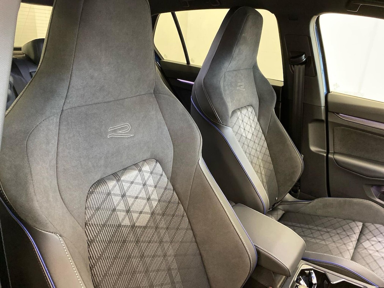 Used Volkswagen Golf 2025 for sale - 76403471: Photo 33