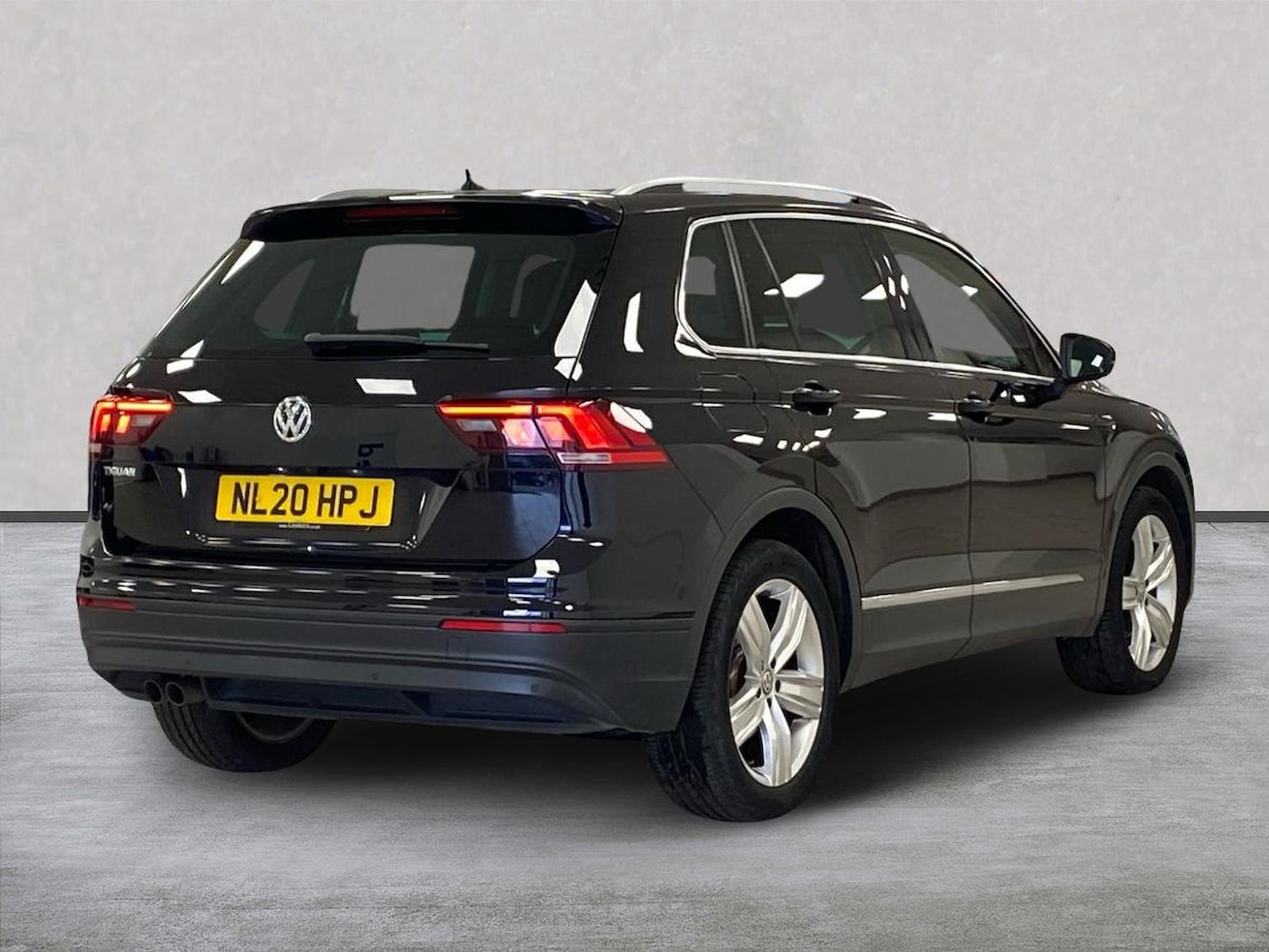 Used Volkswagen Tiguan 2020 for sale - 76490621: Photo 18