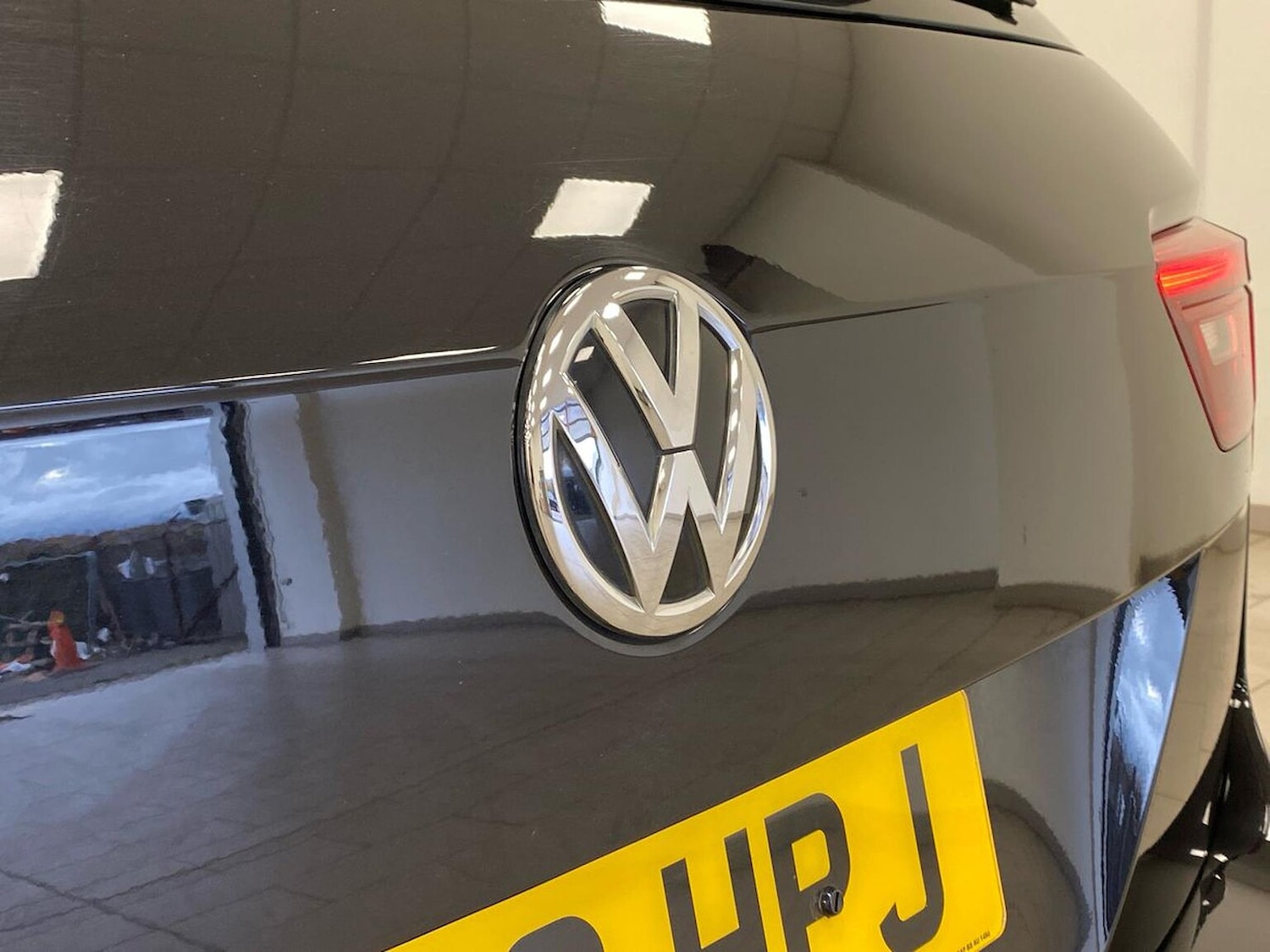 Used Volkswagen Tiguan 2020 for sale - 76490621: Photo 35