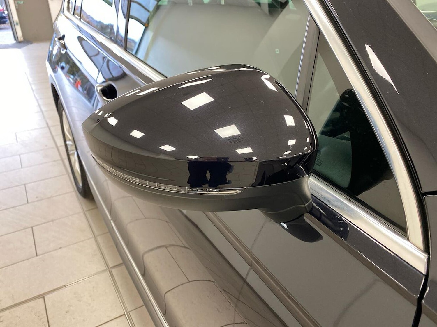 Used Volkswagen Tiguan 2020 for sale - 76490621: Photo 38