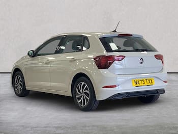 Used Volkswagen Polo 2023 for sale - 79537718: Photo