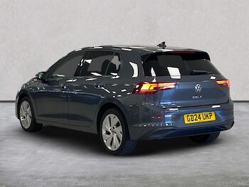 Used Volkswagen Golf 2024 for sale - 75971022: Photo