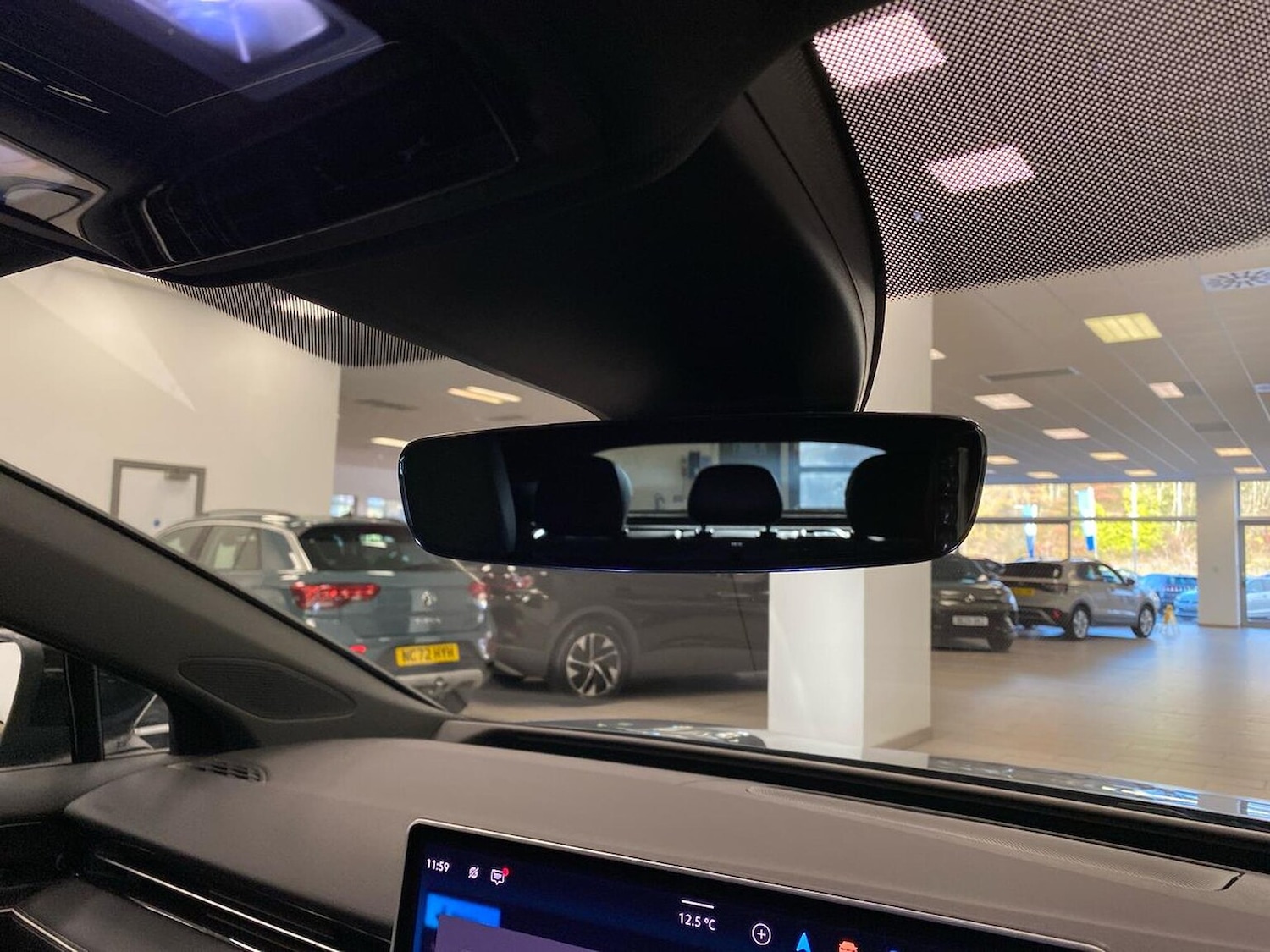 Used Volkswagen ID.7 2025 for sale - 76807491: Photo 14