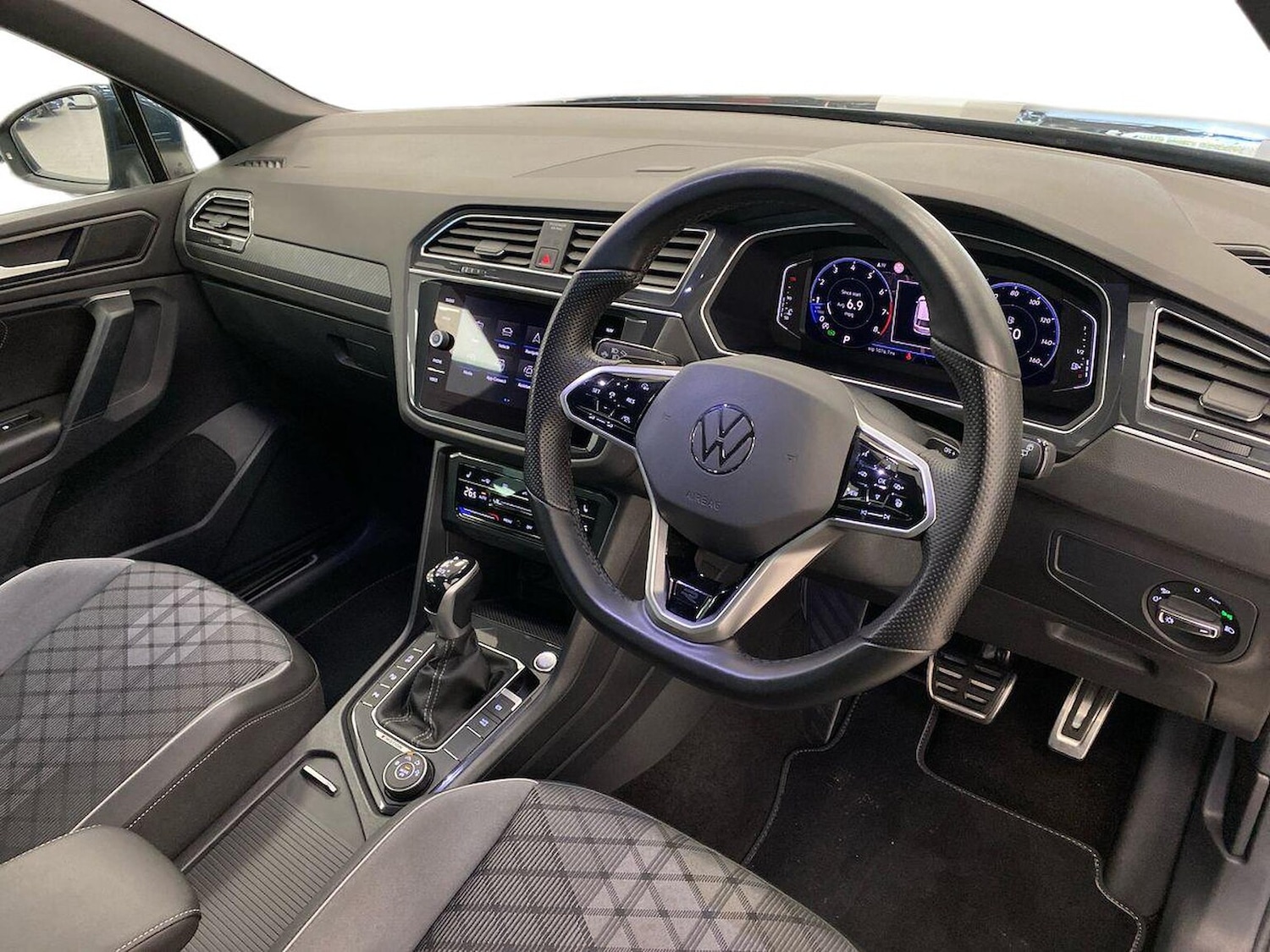 Used Volkswagen Tiguan 2023 for sale - 76171593: Photo 15