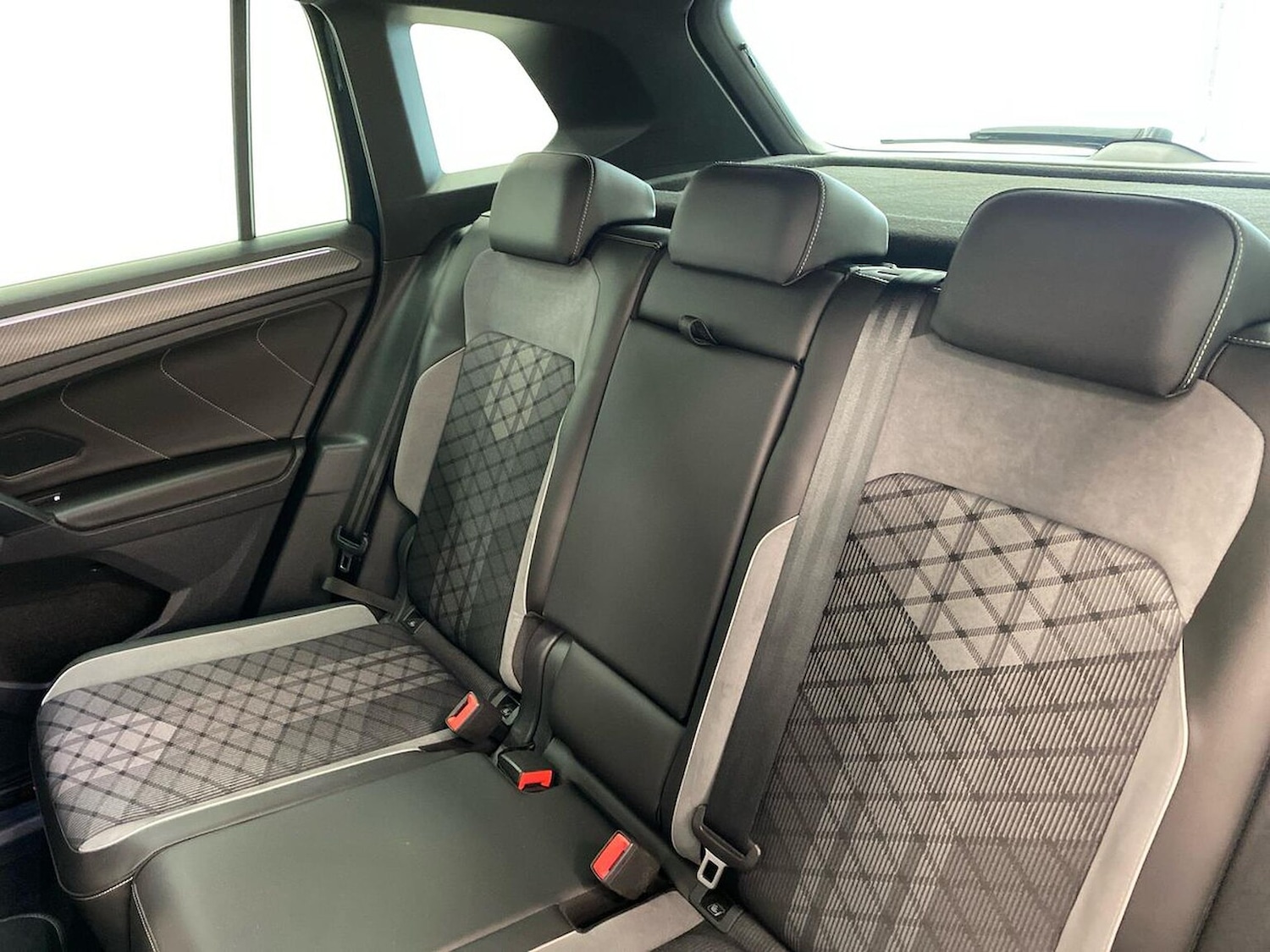 Used Volkswagen Tiguan 2023 for sale - 76171593: Photo 16