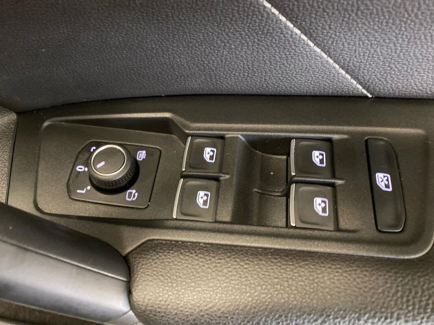 Used Volkswagen Tiguan 2023 for sale - 76171593: Photo 21
