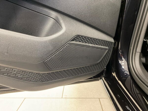 Used Volkswagen Polo 2022 for sale - 76324557: Photo 24
