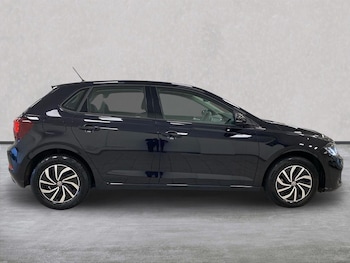 Used Volkswagen Polo 2022 for sale - 76324557: Photo 3