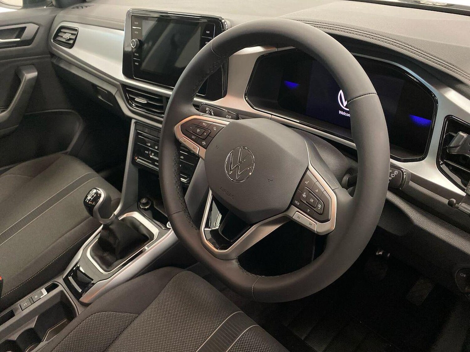 Used Volkswagen T-Roc 2025 for sale - 76115525: Photo 15