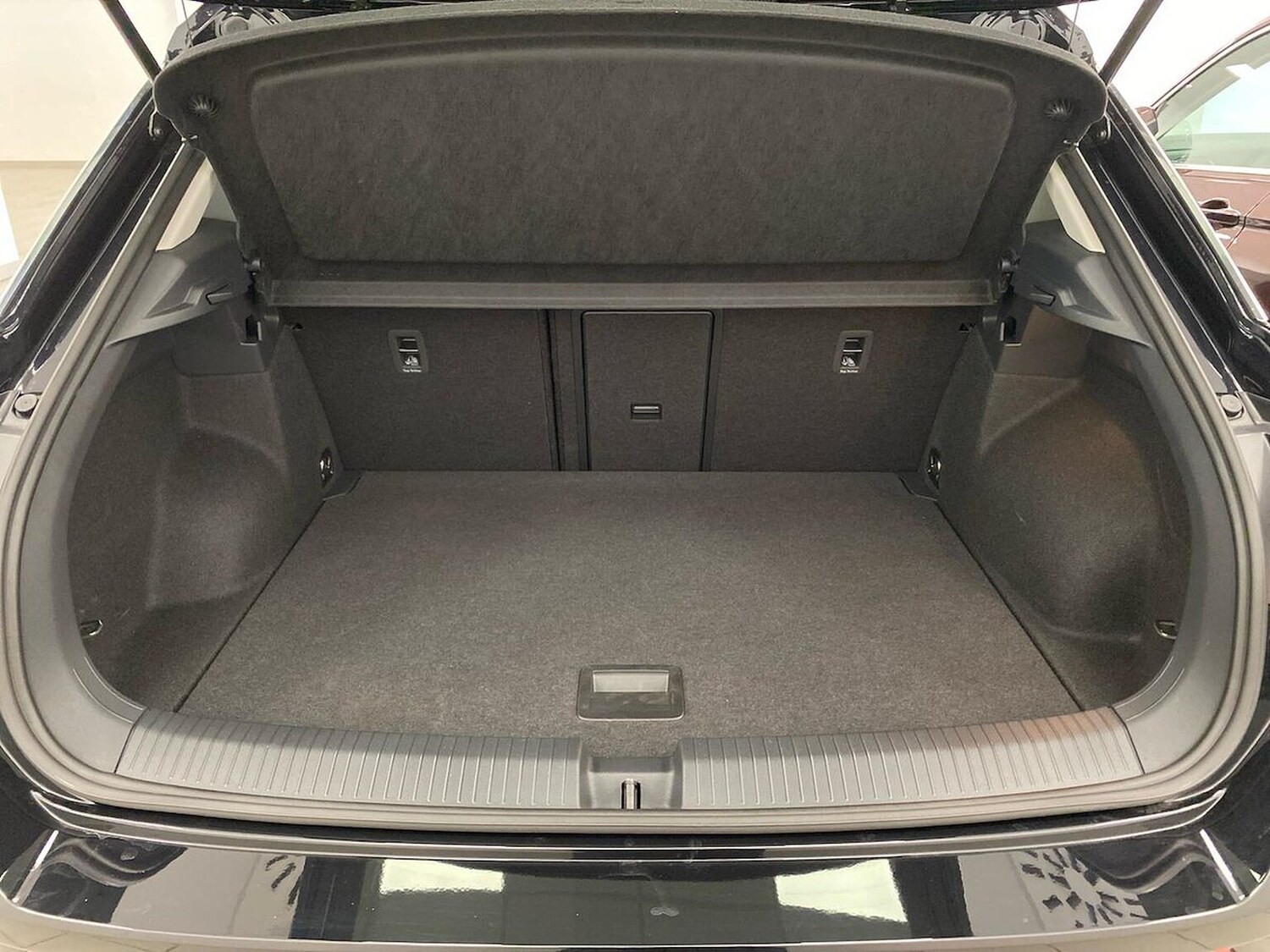Used Volkswagen T-Roc 2025 for sale - 76115525: Photo 17