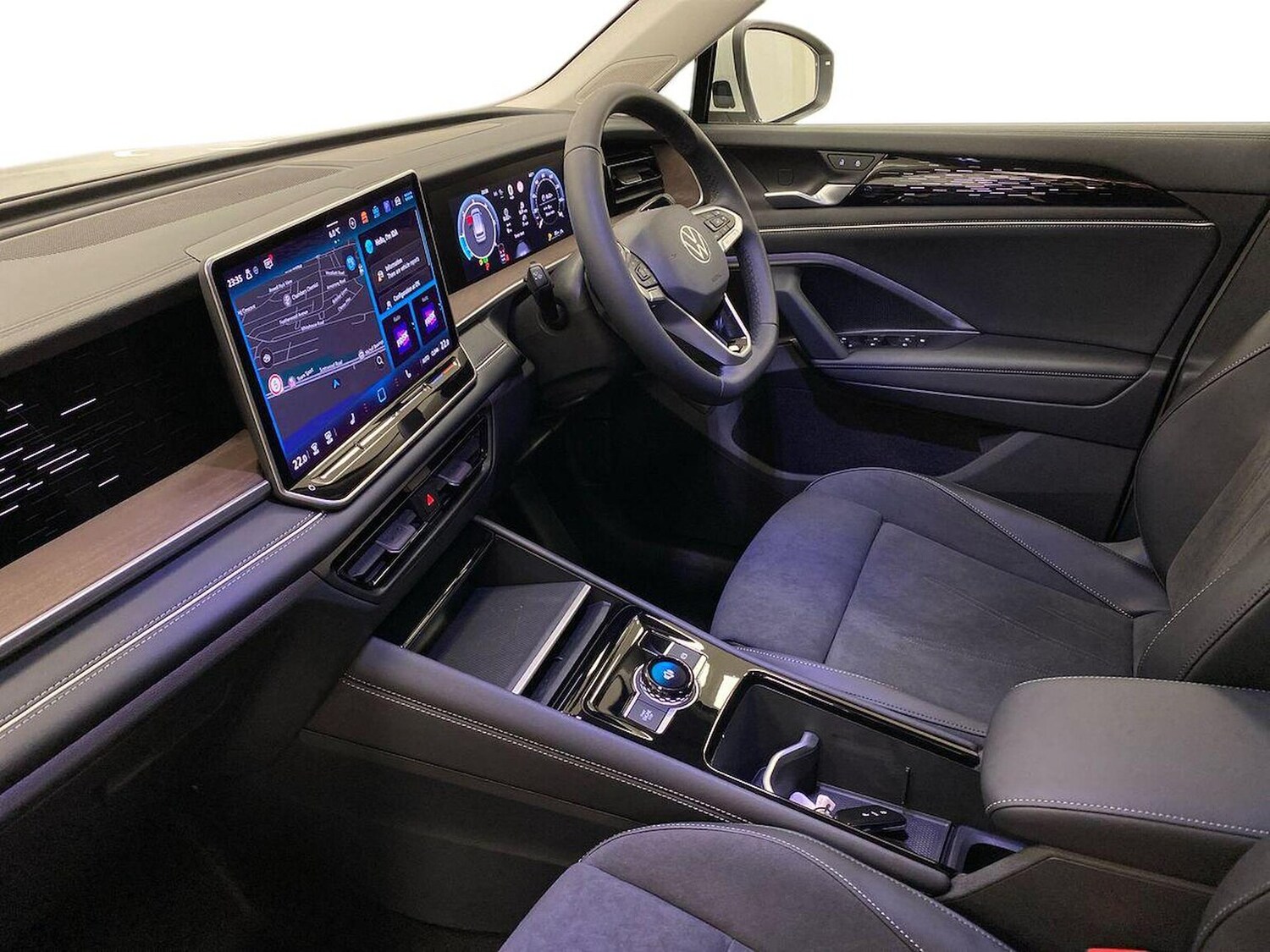 Used Volkswagen Touran 2026 for sale - 77888624: Photo 7