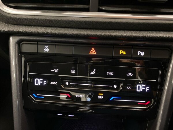 Used Volkswagen T-Roc 2022 for sale - 76187192: Photo 12