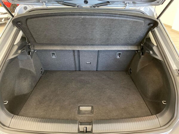 Used Volkswagen T-Roc 2022 for sale - 76187192: Photo 17