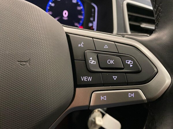 Used Volkswagen T-Roc 2022 for sale - 76187192: Photo 24