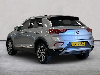 Used Volkswagen T-Roc 2022 for sale - 76187192: Photo 2