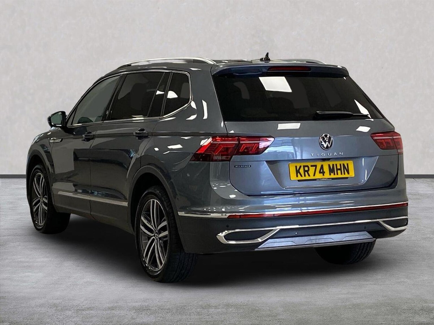 Used Volkswagen Tiguan Allspace 2024 for sale - 76011082: Photo 2