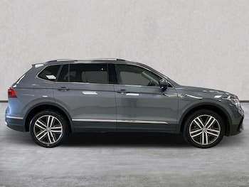 Used Volkswagen Tiguan Allspace 2024 for sale - 76011082: Photo